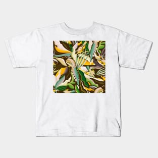 Tropical Birds and Green Plants in the Jungle Kids T-Shirt